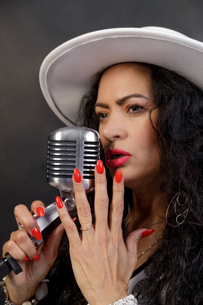 Arahí Martínez embruja Madrid "Con Toque Cubano" Arahí Martínez
